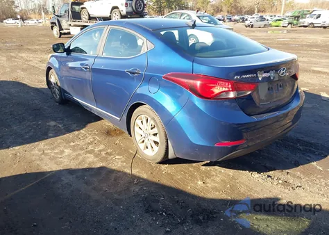2015 Hyundai Elantra Se z USA, uszkodzony, nr VIN 5NPDH4AE9FH582476